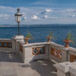Vista panoramica di Piran, Slovenia, con il mare Mediterraneo e l'architettura storica.