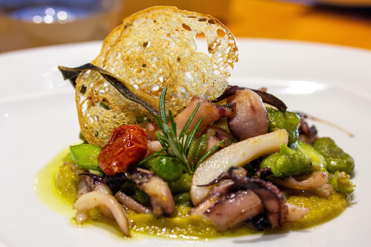 Ristorante di pesce a Trapani, atmosfera accogliente e piatti freschi che deliziano i buongustai.