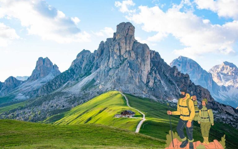Il trekking che ti porta a una vista mozzafiato sulle Dolomiti: ecco il percorso da non perdere