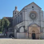 Fossanova: quando l’abbazia non è una tappa isolata ma la struttura stessa del piccolo borgo