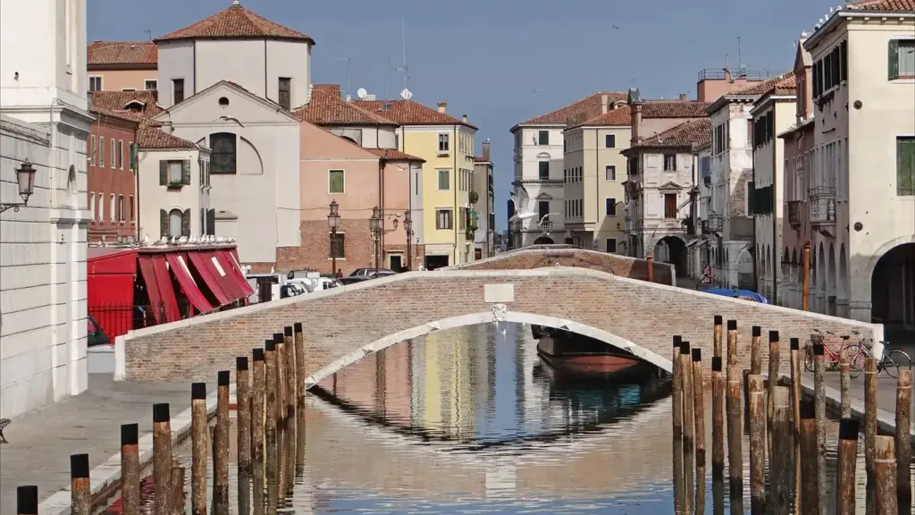 Chioggia fuori estate: il lato della laguna che si scopre meglio tra ponti, mercato e calli